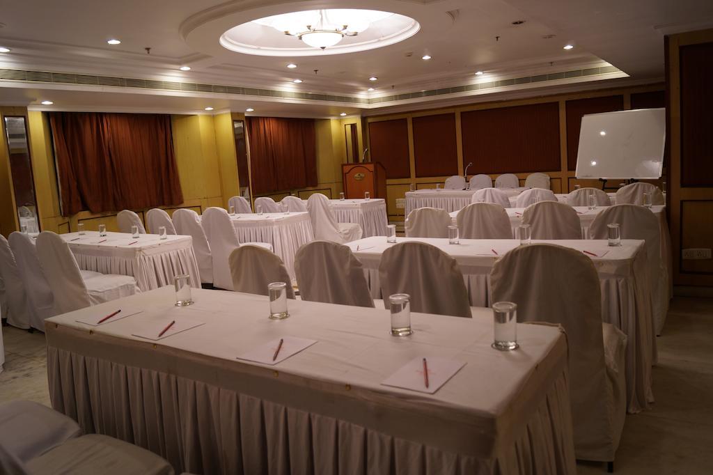 Royal Fort Hotel Visakhapatnam Exterior photo