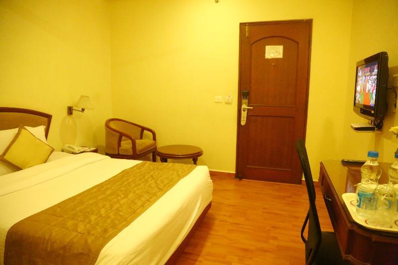 Royal Fort Hotel Visakhapatnam Exterior photo