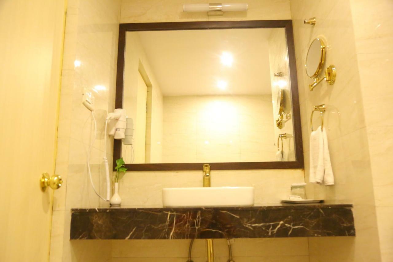 Royal Fort Hotel Visakhapatnam Exterior photo